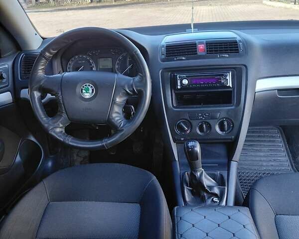 Бежевий Шкода Октавія, об'ємом двигуна 1.6 л та пробігом 306 тис. км за 4100 $, фото 2 на Automoto.ua