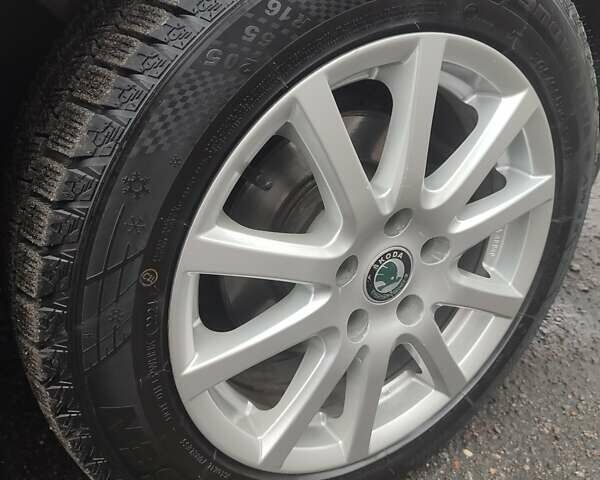 Бежевый Шкода Октавия, объемом двигателя 1.6 л и пробегом 220 тыс. км за 6650 $, фото 11 на Automoto.ua