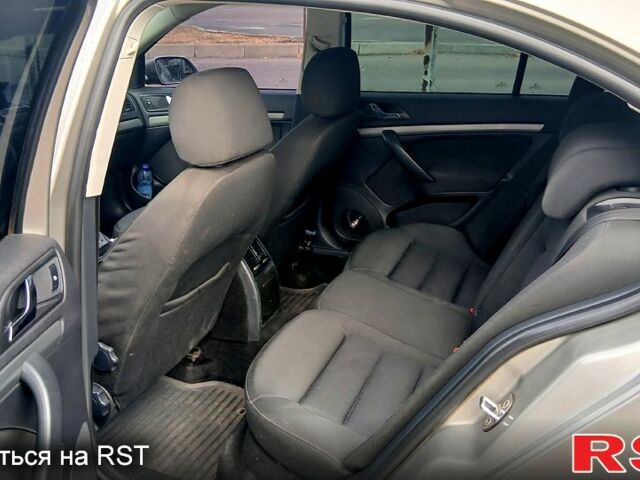 Шкода Октавия 2007 в Николаеве на Automoto.ua Бежевый Шкода Октавия, объемом двигателя 2 л и пробегом 188 тыс. км за 7000 $, фото 1 на Automoto.ua