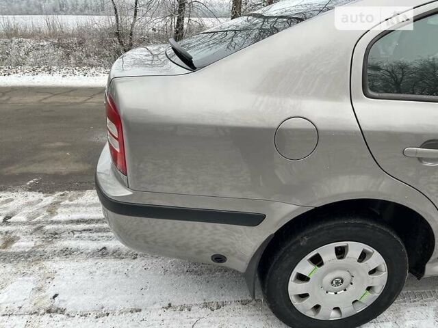 Бежевий Шкода Октавія, об'ємом двигуна 1.6 л та пробігом 101 тис. км за 9700 $, фото 22 на Automoto.ua