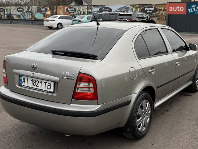 Бежевий Шкода Октавія, об'ємом двигуна 1.9 л та пробігом 135 тис. км за 4800 $, фото 1 на Automoto.ua