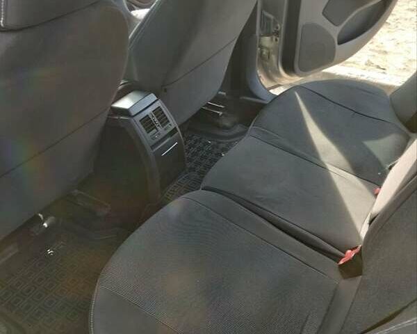 Бежевий Шкода Октавія, об'ємом двигуна 1.6 л та пробігом 242 тис. км за 7500 $, фото 7 на Automoto.ua
