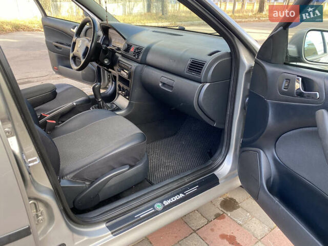 Бежевий Шкода Октавія, об'ємом двигуна 1.9 л та пробігом 279 тис. км за 4900 $, фото 14 на Automoto.ua