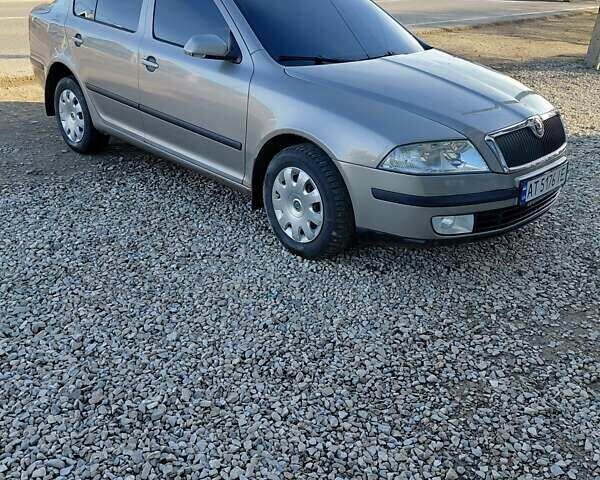 Бежевий Шкода Октавія, об'ємом двигуна 1.6 л та пробігом 306 тис. км за 4100 $, фото 17 на Automoto.ua