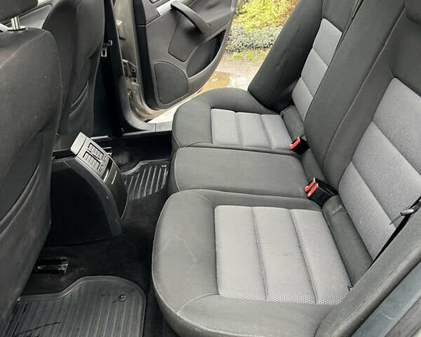 Бежевый Шкода Октавия, объемом двигателя 1.6 л и пробегом 240 тыс. км за 5300 $, фото 7 на Automoto.ua