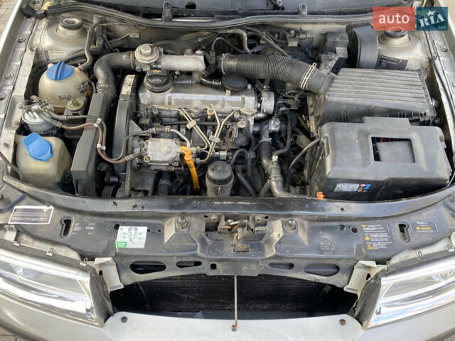 Бежевий Шкода Октавія, об'ємом двигуна 1.9 л та пробігом 279 тис. км за 4900 $, фото 8 на Automoto.ua