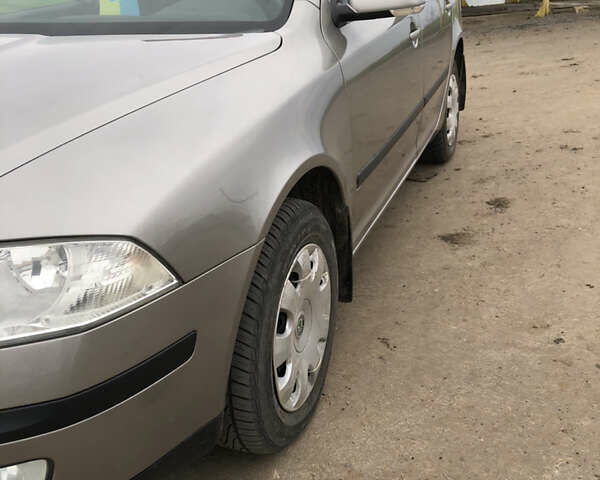 Бежевый Шкода Октавия, объемом двигателя 1.6 л и пробегом 102 тыс. км за 6200 $, фото 12 на Automoto.ua