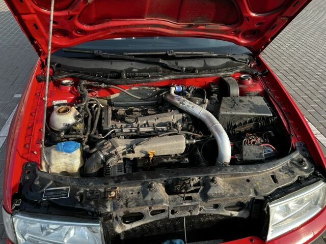 Бежевий Шкода Октавія, об'ємом двигуна 1.8 л та пробігом 400 тис. км за 2700 $, фото 12 на Automoto.ua