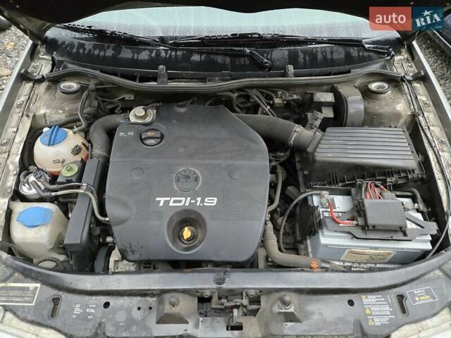 Бежевий Шкода Октавія, об'ємом двигуна 1.9 л та пробігом 60 тис. км за 8999 $, фото 11 на Automoto.ua