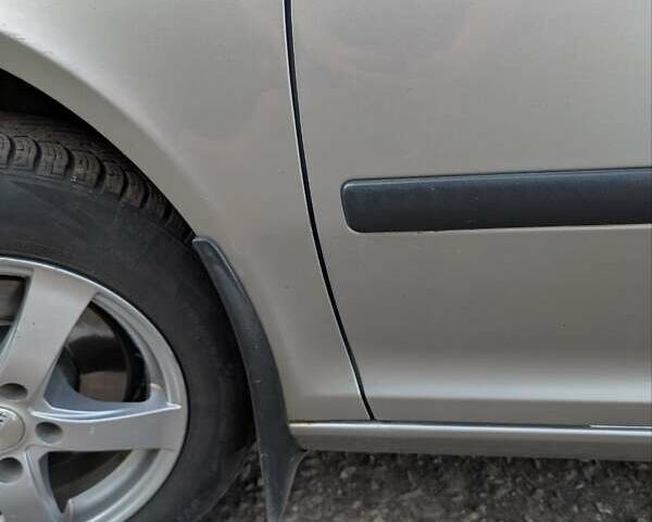 Бежевый Шкода Октавия, объемом двигателя 1.98 л и пробегом 230 тыс. км за 6200 $, фото 44 на Automoto.ua