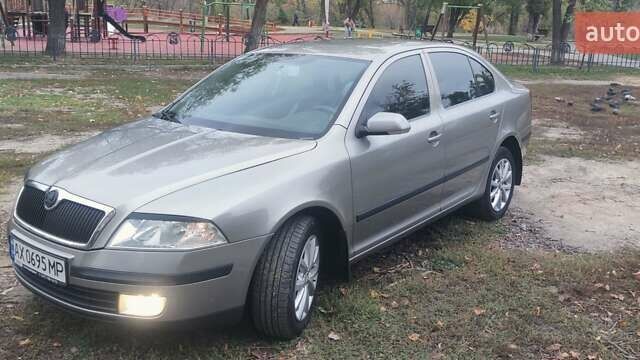 Шкода Октавія 2008 у Харкові на Automoto.ua Бежевий Шкода Октавія, об'ємом двигуна 1.6 л та пробігом 210 тис. км за 6900 $, фото 10 на Automoto.ua