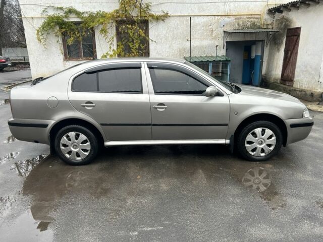 Бежевий Шкода Октавія, об'ємом двигуна 1.6 л та пробігом 225 тис. км за 5200 $, фото 9 на Automoto.ua