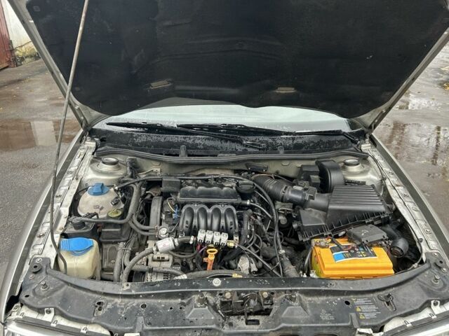 Бежевий Шкода Октавія, об'ємом двигуна 1.6 л та пробігом 225 тис. км за 5200 $, фото 17 на Automoto.ua