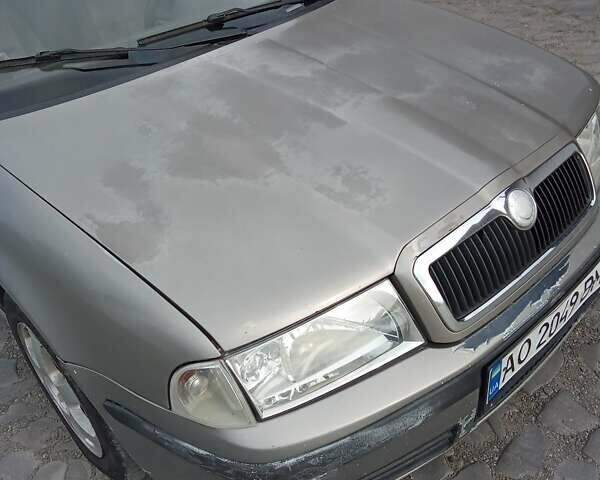 Бежевий Шкода Октавія, об'ємом двигуна 1.6 л та пробігом 357 тис. км за 2550 $, фото 6 на Automoto.ua