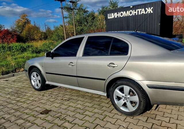 Бежевий Шкода Октавія, об'ємом двигуна 1.6 л та пробігом 227 тис. км за 7100 $, фото 8 на Automoto.ua