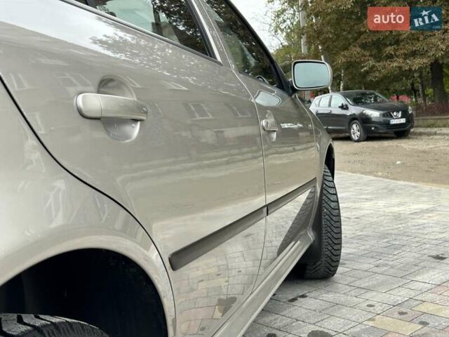 Бежевый Шкода Октавия, объемом двигателя 1.6 л и пробегом 128 тыс. км за 5999 $, фото 18 на Automoto.ua