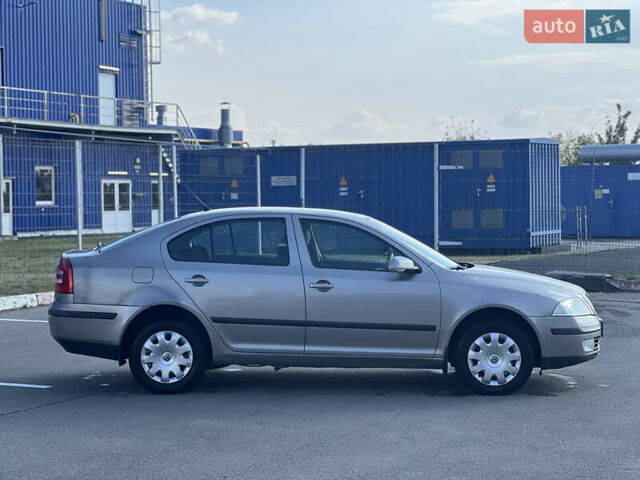 Бежевый Шкода Октавия, объемом двигателя 1.6 л и пробегом 319 тыс. км за 6299 $, фото 7 на Automoto.ua