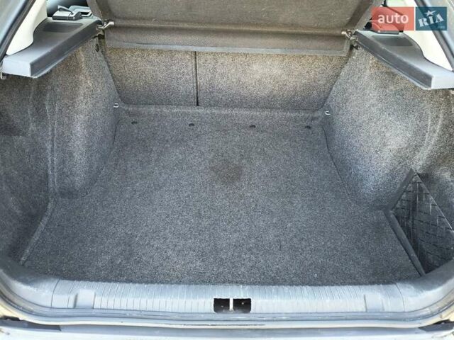 Бежевый Шкода Октавия, объемом двигателя 1.4 л и пробегом 157 тыс. км за 5400 $, фото 16 на Automoto.ua