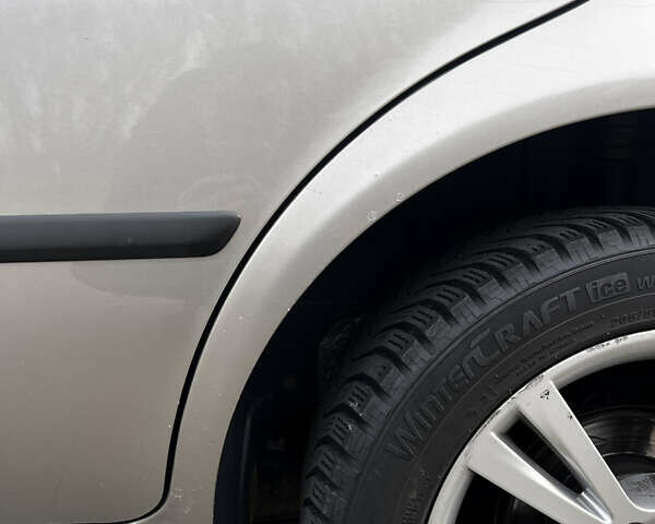 Бежевий Шкода Октавія, об'ємом двигуна 1.8 л та пробігом 316 тис. км за 5200 $, фото 15 на Automoto.ua