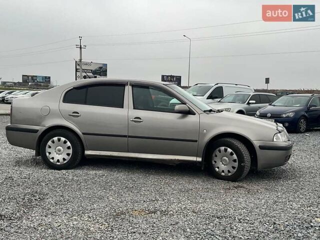 Бежевый Шкода Октавия, объемом двигателя 1.6 л и пробегом 276 тыс. км за 4490 $, фото 5 на Automoto.ua