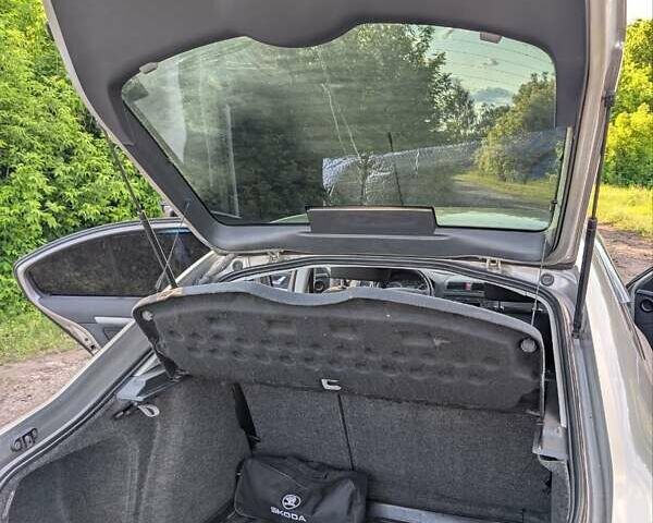 Бежевый Шкода Октавия, объемом двигателя 1.98 л и пробегом 230 тыс. км за 6200 $, фото 35 на Automoto.ua