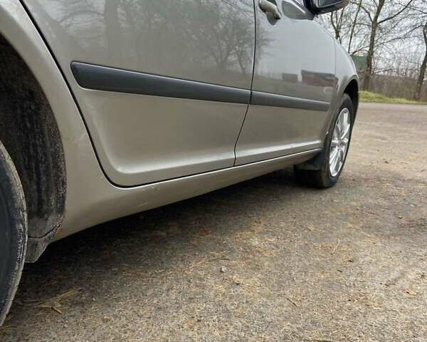 Бежевый Шкода Октавия, объемом двигателя 1.9 л и пробегом 334 тыс. км за 4700 $, фото 6 на Automoto.ua