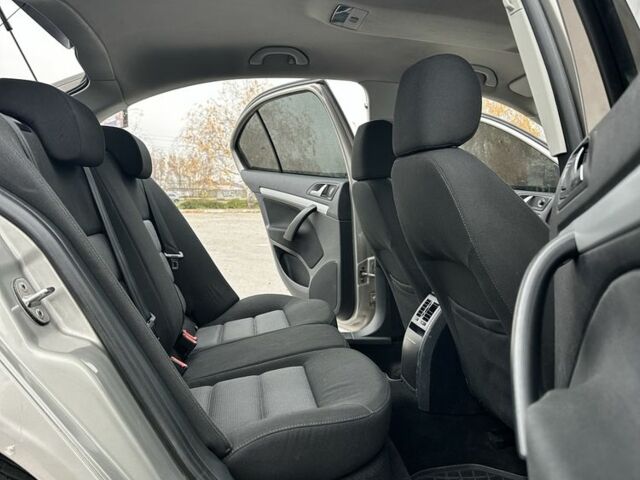 Бежевий Шкода Октавія, об'ємом двигуна 1.6 л та пробігом 226 тис. км за 5900 $, фото 12 на Automoto.ua