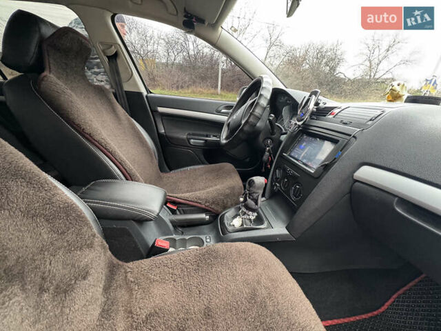 Бежевый Шкода Октавия, объемом двигателя 1.6 л и пробегом 279 тыс. км за 6500 $, фото 16 на Automoto.ua