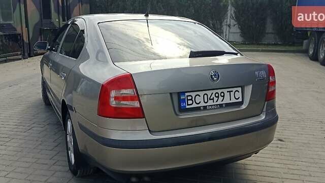 Бежевий Шкода Октавія, об'ємом двигуна 1.98 л та пробігом 325 тис. км за 5700 $, фото 3 на Automoto.ua