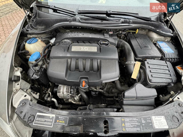 Бежевый Шкода Октавия, объемом двигателя 1.6 л и пробегом 279 тыс. км за 6500 $, фото 13 на Automoto.ua