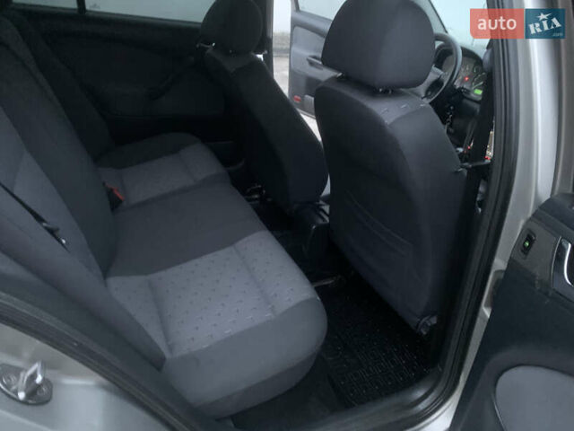 Бежевый Шкода Октавия, объемом двигателя 1.9 л и пробегом 261 тыс. км за 5499 $, фото 11 на Automoto.ua