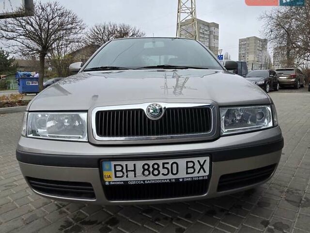 Бежевий Шкода Октавія, об'ємом двигуна 1.9 л та пробігом 60 тис. км за 8999 $, фото 4 на Automoto.ua