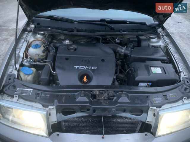 Бежевый Шкода Октавия, объемом двигателя 1.9 л и пробегом 261 тыс. км за 5499 $, фото 17 на Automoto.ua