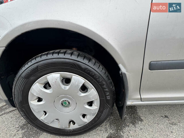 Бежевый Шкода Октавия, объемом двигателя 1.6 л и пробегом 279 тыс. км за 6500 $, фото 11 на Automoto.ua