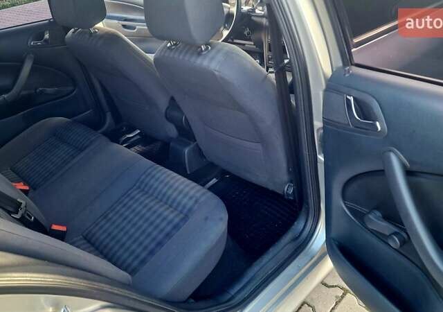 Бежевий Шкода Октавія, об'ємом двигуна 1.6 л та пробігом 227 тис. км за 7100 $, фото 18 на Automoto.ua