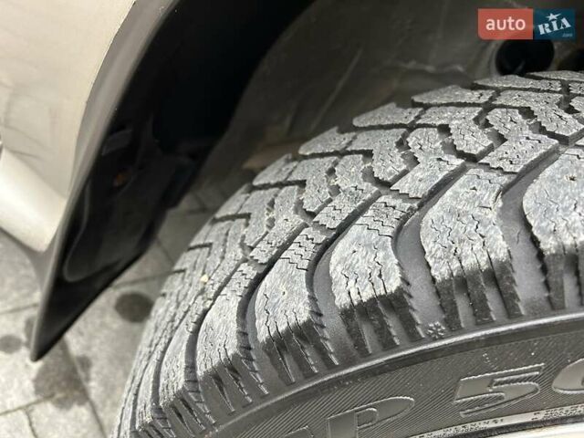 Бежевый Шкода Октавия, объемом двигателя 1.6 л и пробегом 128 тыс. км за 5999 $, фото 40 на Automoto.ua