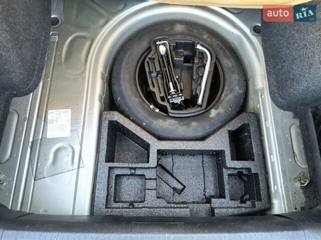 Бежевый Шкода Октавия, объемом двигателя 1.4 л и пробегом 157 тыс. км за 5400 $, фото 14 на Automoto.ua