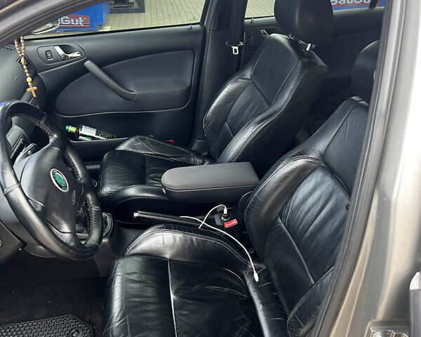 Бежевий Шкода Октавія, об'ємом двигуна 1.8 л та пробігом 316 тис. км за 5200 $, фото 10 на Automoto.ua