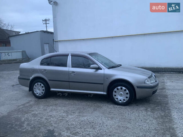 Бежевый Шкода Октавия, объемом двигателя 1.9 л и пробегом 261 тыс. км за 5499 $, фото 1 на Automoto.ua