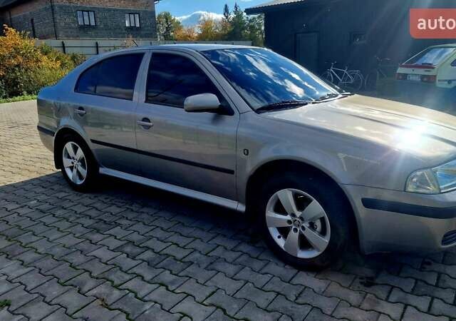 Бежевий Шкода Октавія, об'ємом двигуна 1.6 л та пробігом 227 тис. км за 7100 $, фото 5 на Automoto.ua