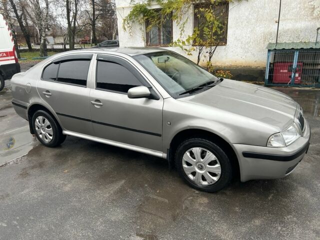 Бежевий Шкода Октавія, об'ємом двигуна 1.6 л та пробігом 225 тис. км за 5200 $, фото 5 на Automoto.ua