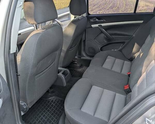 Бежевый Шкода Октавия, объемом двигателя 1.98 л и пробегом 230 тыс. км за 6200 $, фото 16 на Automoto.ua