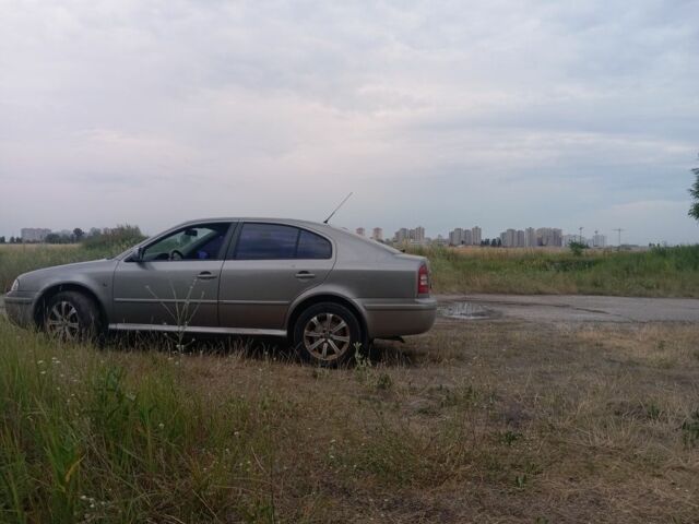 Бежевый Шкода Октавия, объемом двигателя 1.6 л и пробегом 221 тыс. км за 5600 $, фото 4 на Automoto.ua