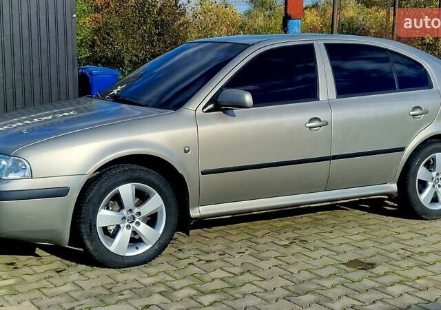 Бежевий Шкода Октавія, об'ємом двигуна 1.6 л та пробігом 227 тис. км за 7100 $, фото 10 на Automoto.ua