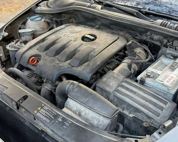 Шкода Октавія 2008 у Києві на Automoto.ua Бежевий Шкода Октавія, об'ємом двигуна 1.98 л та пробігом 318 тис. км за 2750 $, фото 15 на Automoto.ua