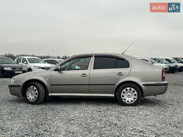 Бежевый Шкода Октавия, объемом двигателя 1.6 л и пробегом 276 тыс. км за 4490 $, фото 13 на Automoto.ua