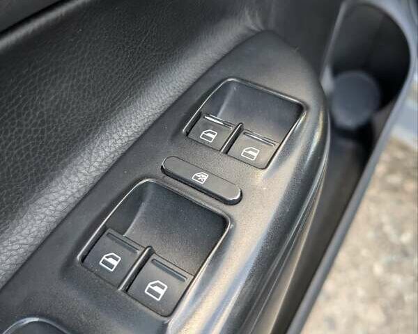 Бежевый Шкода Октавия, объемом двигателя 1.98 л и пробегом 230 тыс. км за 6200 $, фото 18 на Automoto.ua