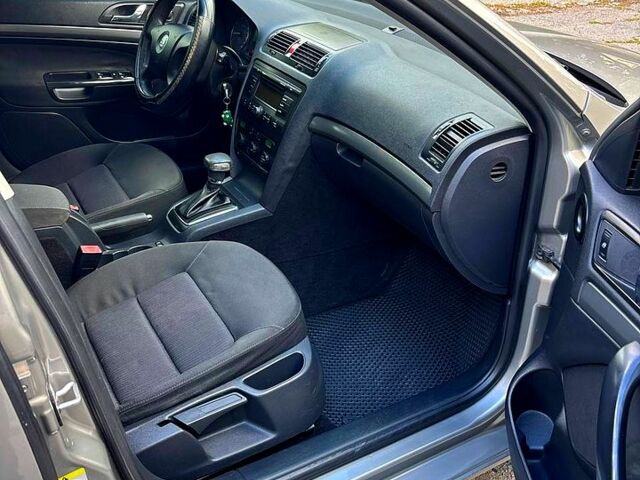 Бежевий Шкода Октавія, об'ємом двигуна 2 л та пробігом 290 тис. км за 5299 $, фото 8 на Automoto.ua
