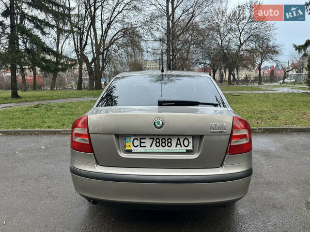 Бежевый Шкода Октавия, объемом двигателя 1.6 л и пробегом 194 тыс. км за 7200 $, фото 4 на Automoto.ua