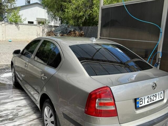 Бежевий Шкода Октавія, об'ємом двигуна 1.6 л та пробігом 247 тис. км за 6200 $, фото 8 на Automoto.ua